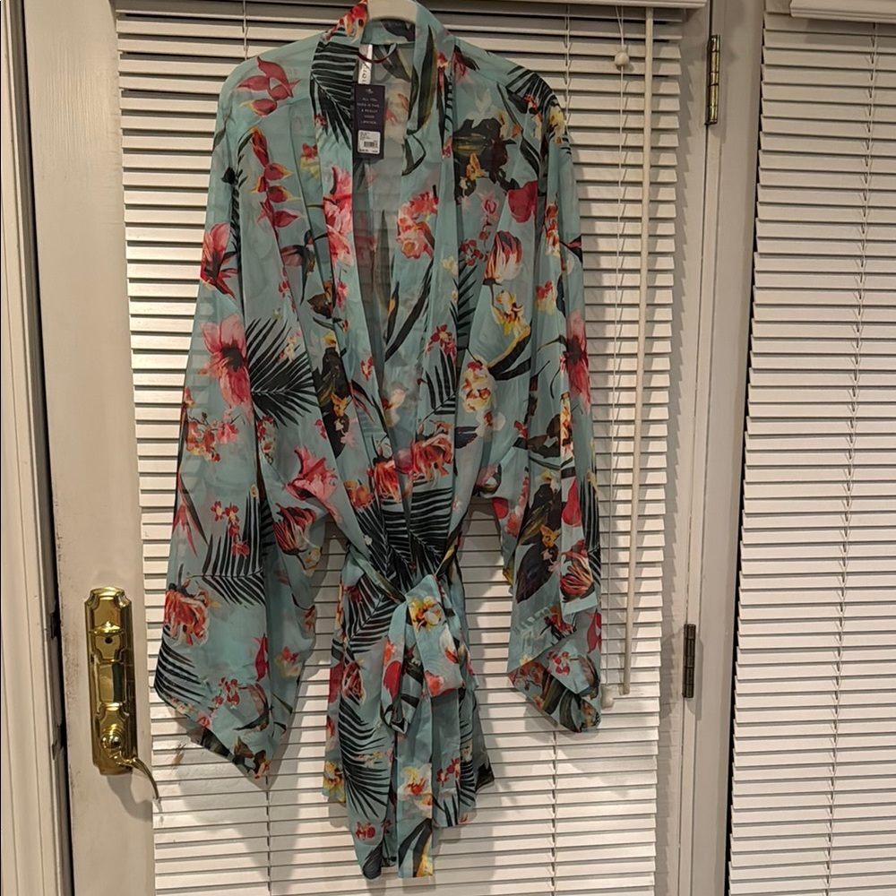 Cacique Floral Robe - Multicolor